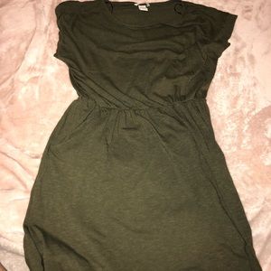 green casual dress
